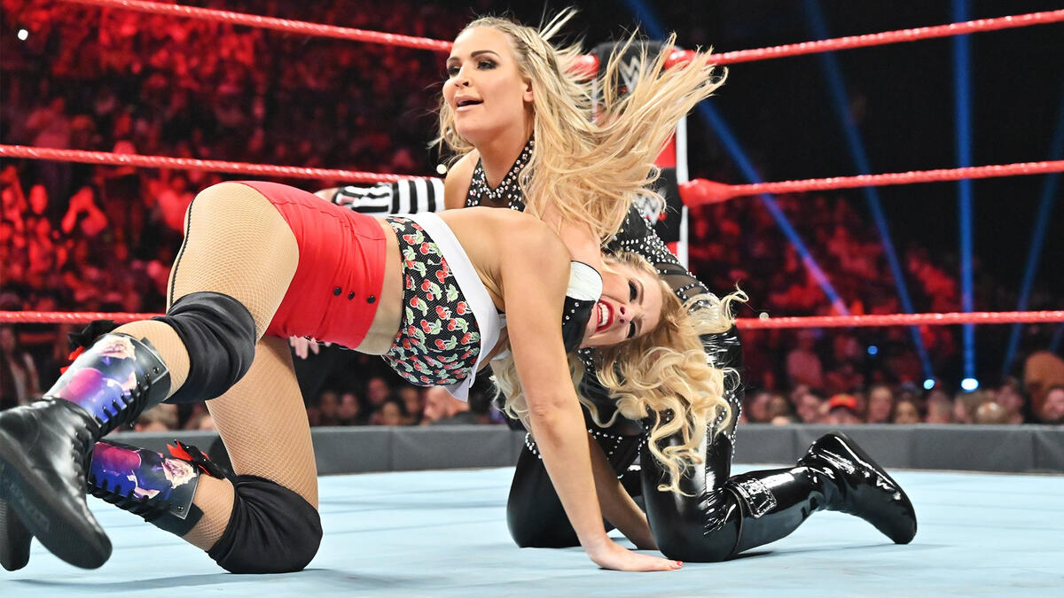 Natalya vs. Lacey Evans: photos | WWE