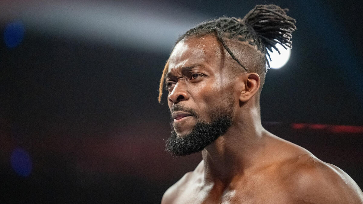 WWE Superstars lift up Kofi Kingston after defeat | WWE