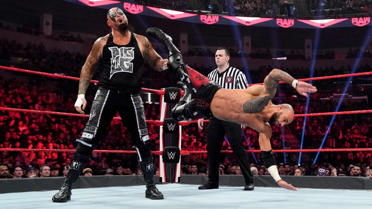 Check out the must-see images of Monday Night Raw, Feb. 24, 2020 ...