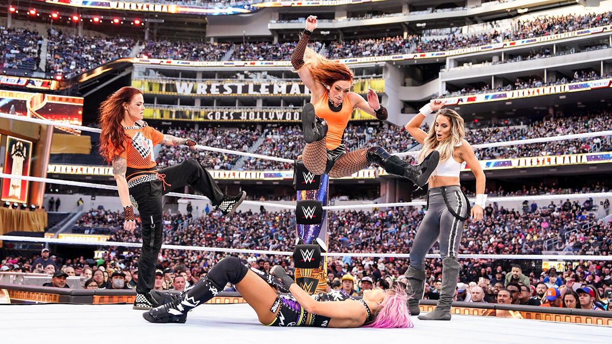 Becky Lynch, Lita & Trish Stratus Vs. Damage CTRL: Photos | WWE