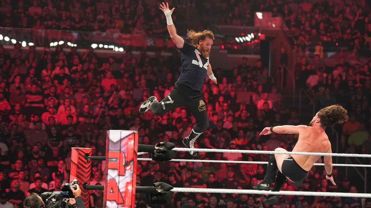 The explosive images of Raw, Aug. 14, 2023 photos WWE