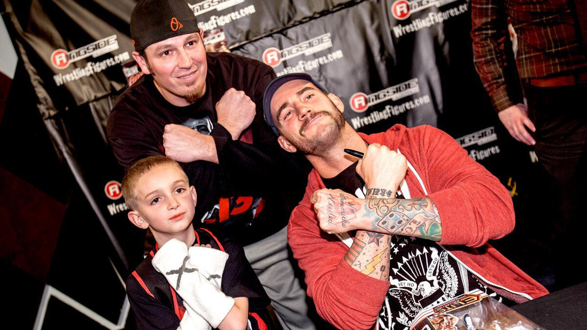 Ringside Fest 2012 in New York City: photos | WWE