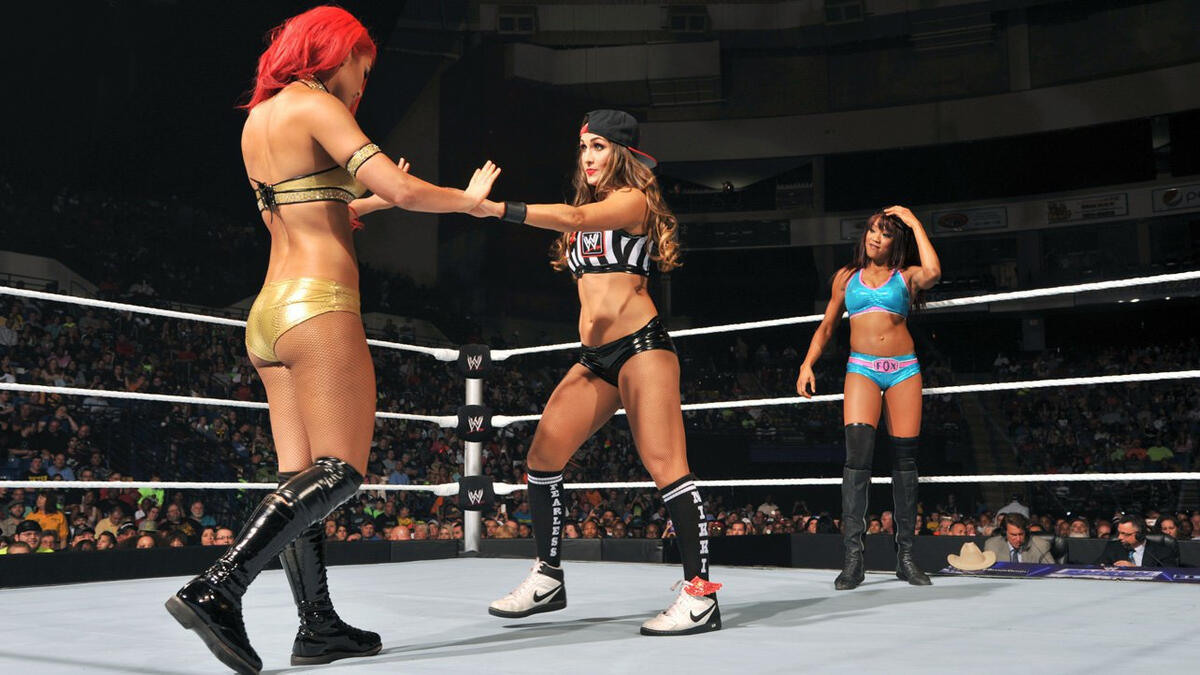 Eva Marie Vs Alicia Fox Special Guest Referee Nikki Bella Photos WWE