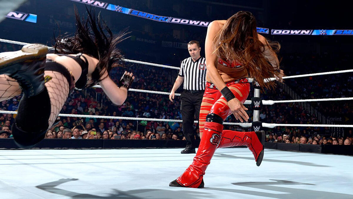 Paige vs. Brie Bella: photos | WWE