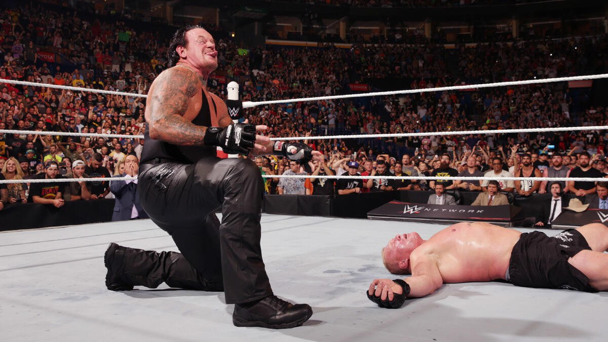 Brock Lesnar Vs. WWE World Heavyweight Champion Seth Rollins Ended In A ...