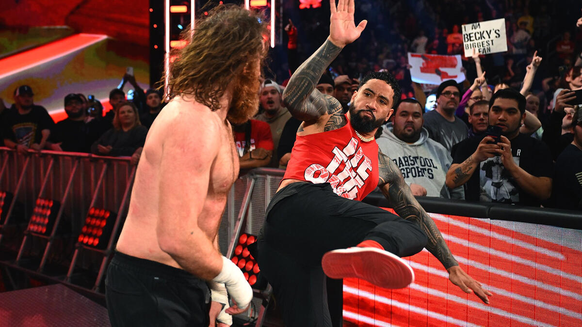 WWE Raw: The Bloodline Members Loses For First Time Before Shocking Betrayal 2