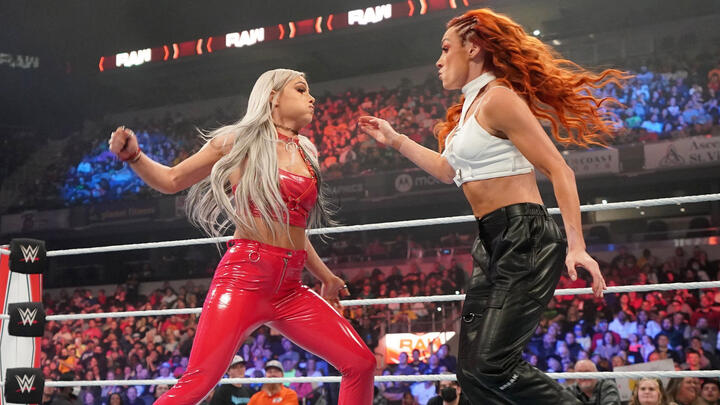 WWE RAW set ready for big match between Becky Lynch and long-time rival  (PHOTO)