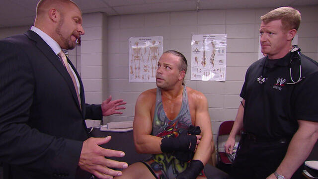 Brutal backstage brawl sets up massive WWE match involving 7 stars!