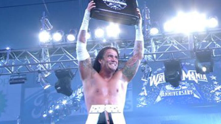 CM Punk: The greatest superstar of 2011 wins the WWE championship at Money  in the Bank (Part two) - Cageside Seats