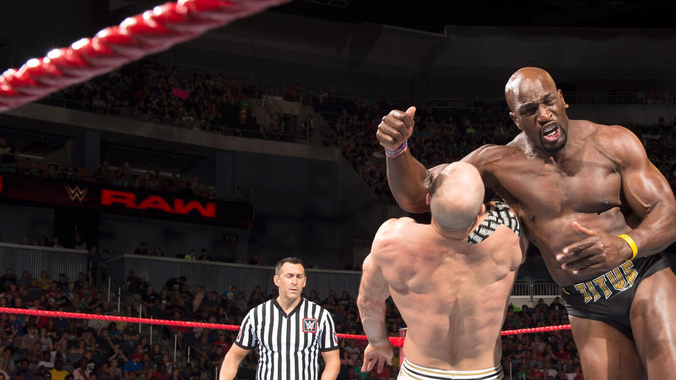 Titus O Neil Wwe